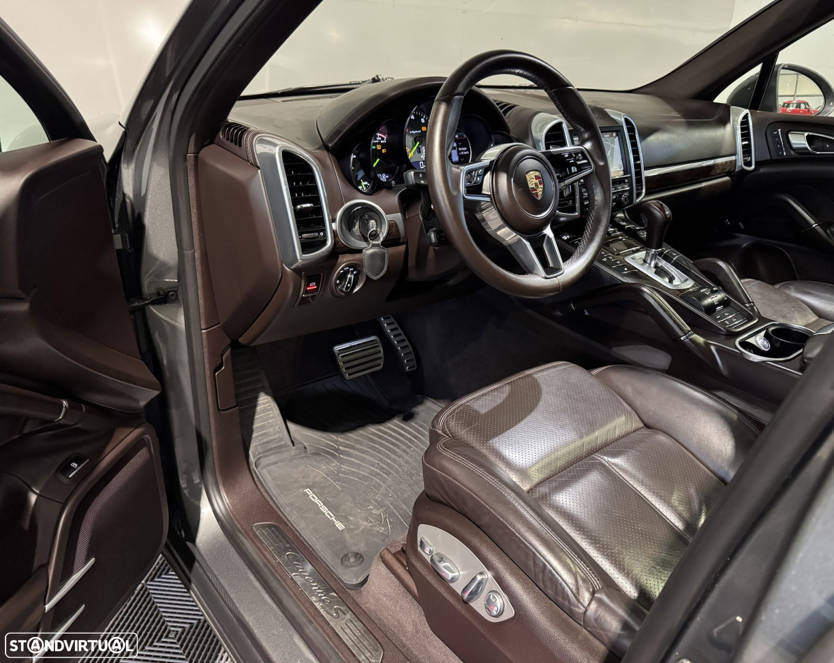 Porsche Cayenne S Hybrid - 39