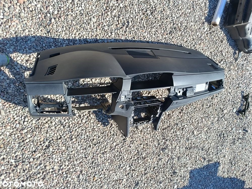 BMW 5 E60 LIFT DESKA ROZDZIELCZA  KONSOLA - 1