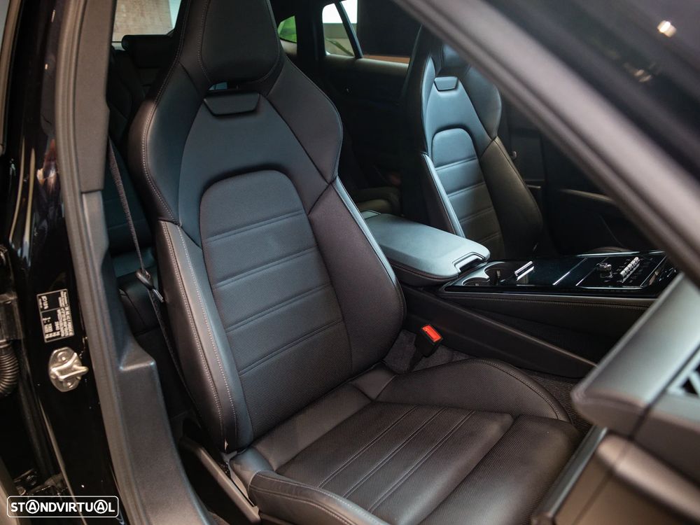 Porsche Panamera 4S E-Hybrid - 43