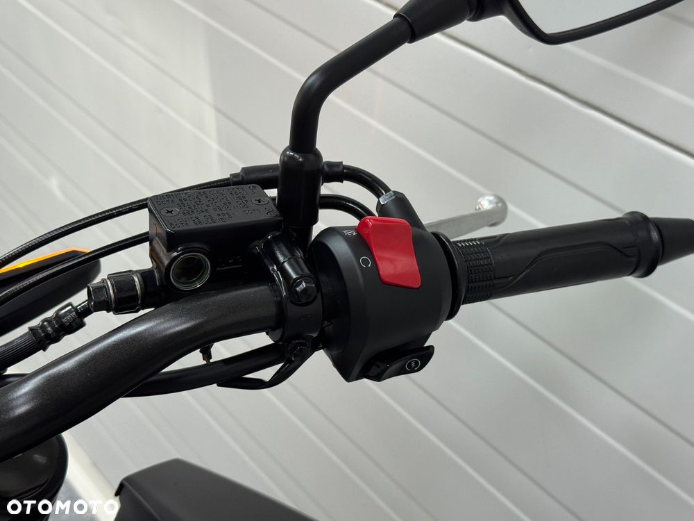 Honda CB - 20