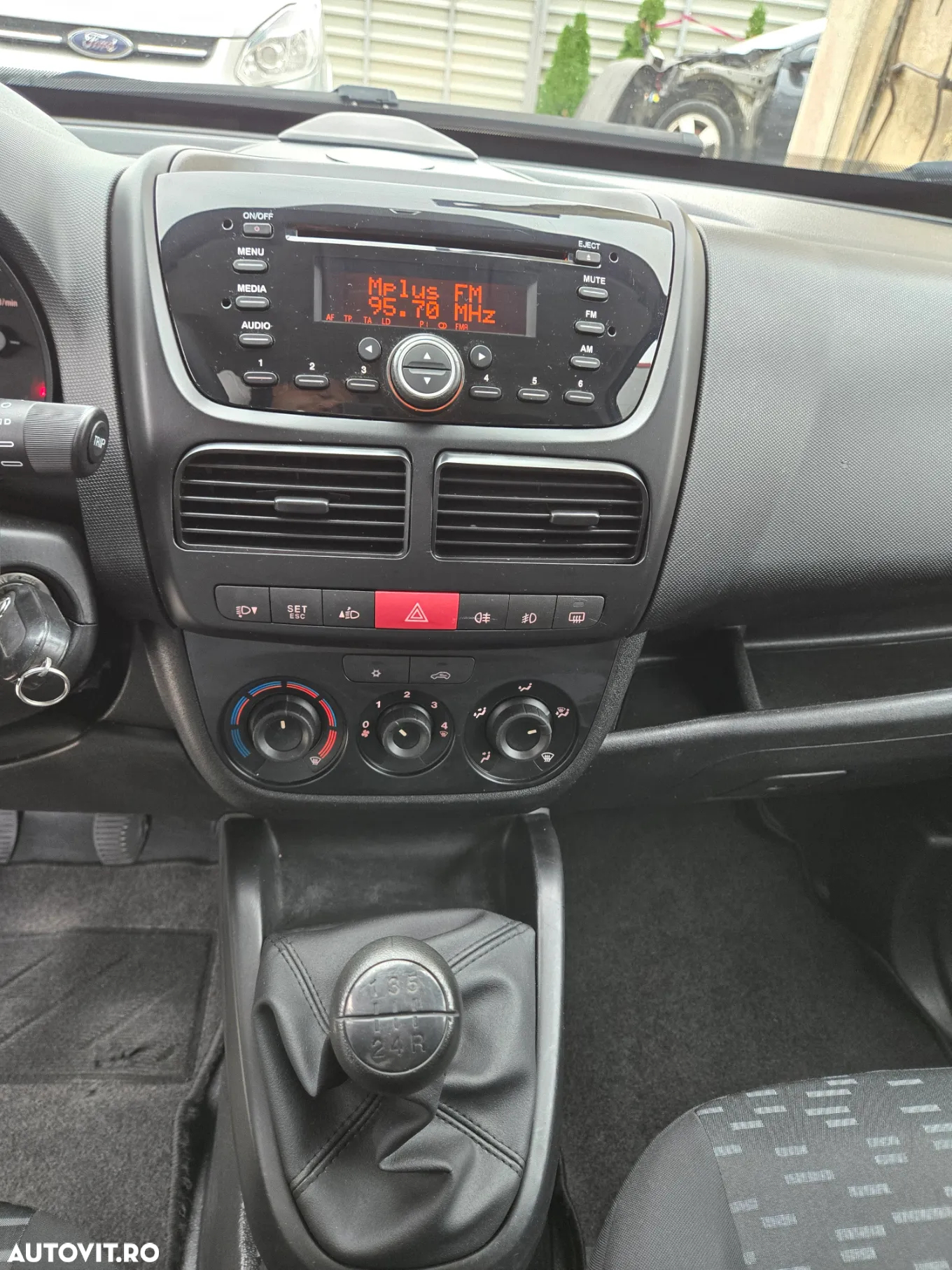 Opel Combo - 9
