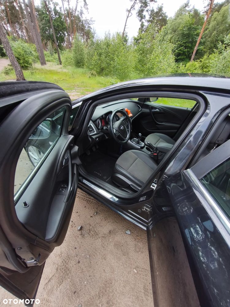 Opel Astra 1.6 CDTI Cosmo - 16