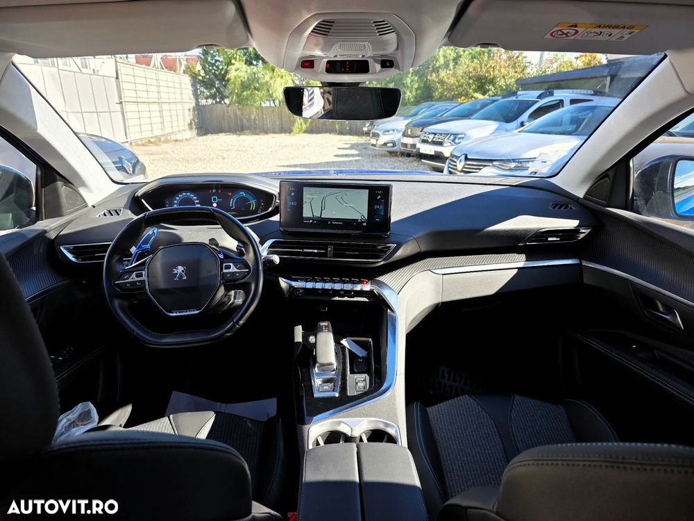 Peugeot 3008 Plug-In Hybrid 225 e-EAT8 Allure Pack - 19