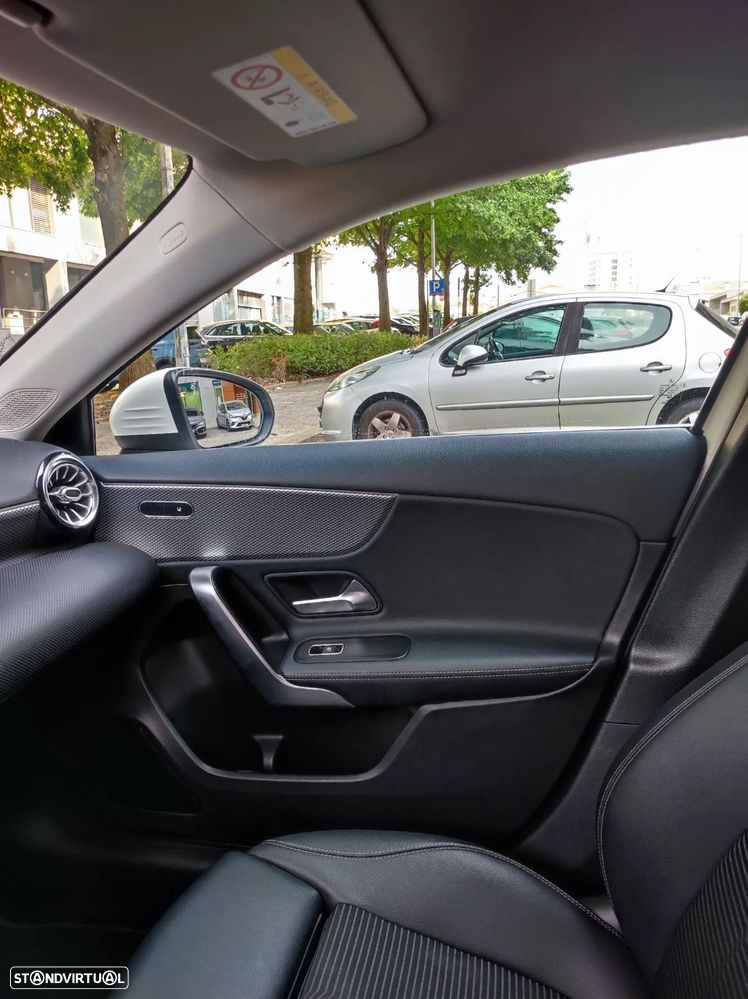Mercedes-Benz A 250 Limousine - 13