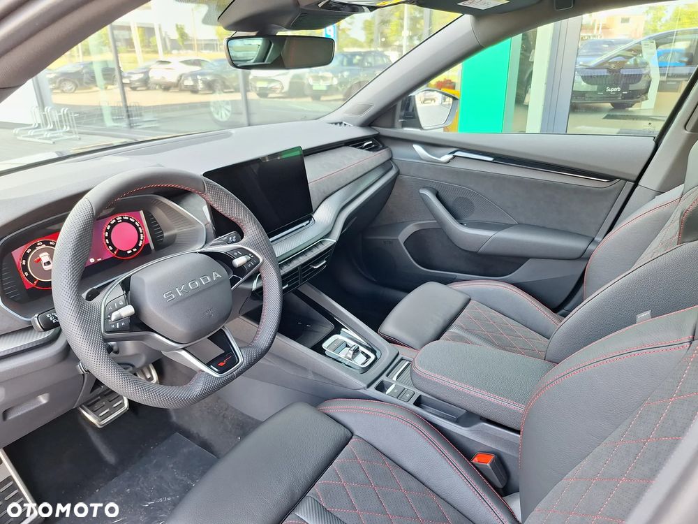 Skoda Octavia 2.0 TSI RS DSG - 9