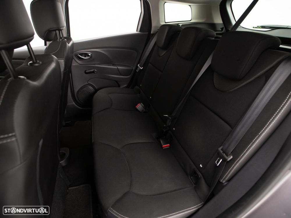 Renault Clio Sport Tourer - 9