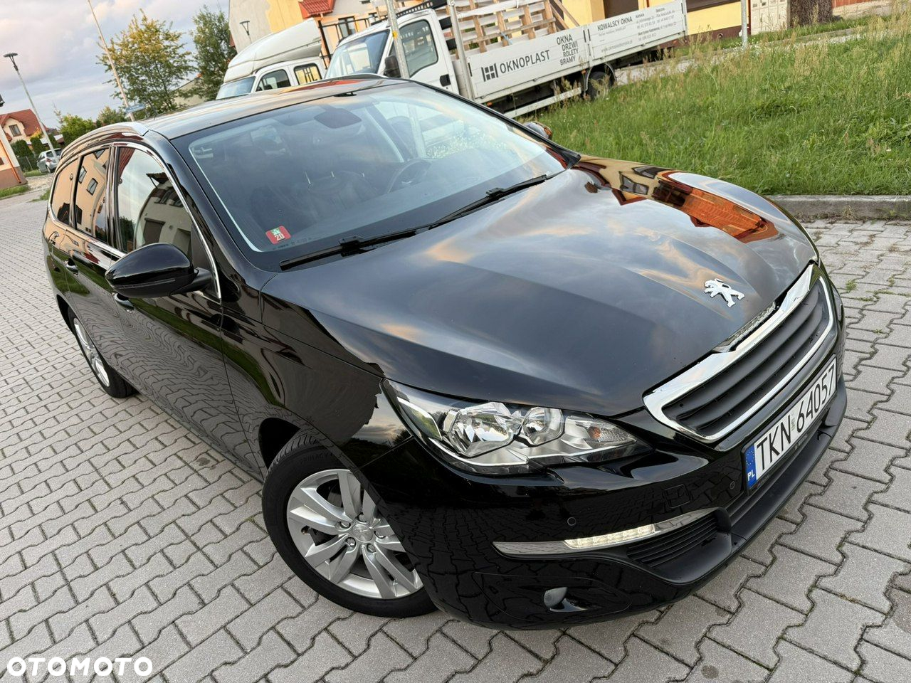Peugeot 308 1.6 BlueHDi Allure S&S - 23