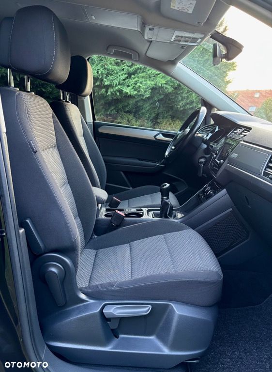 Volkswagen Touran 2.0 TDI SCR (BlueMotion Technology) Highline - 25