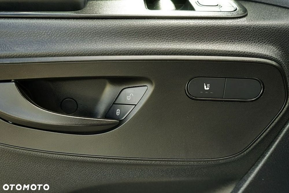 Mercedes-Benz Sprinter - 15