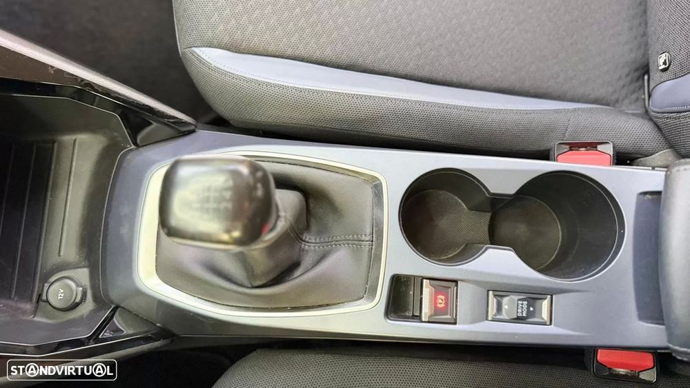 Peugeot 2008 1.2 PureTech Allure Pack - 17