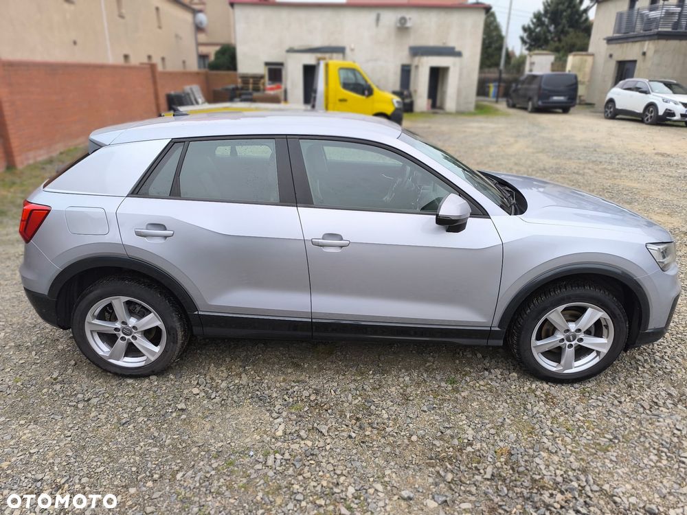 Audi Q2 30 TDI S tronic - 5