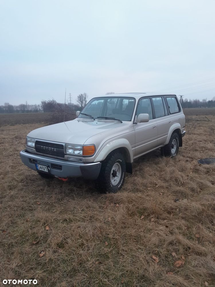 Toyota Land Cruiser - 3