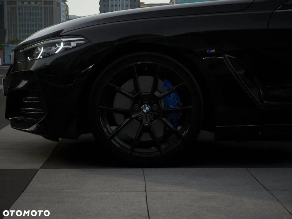 BMW Seria 8 - 7