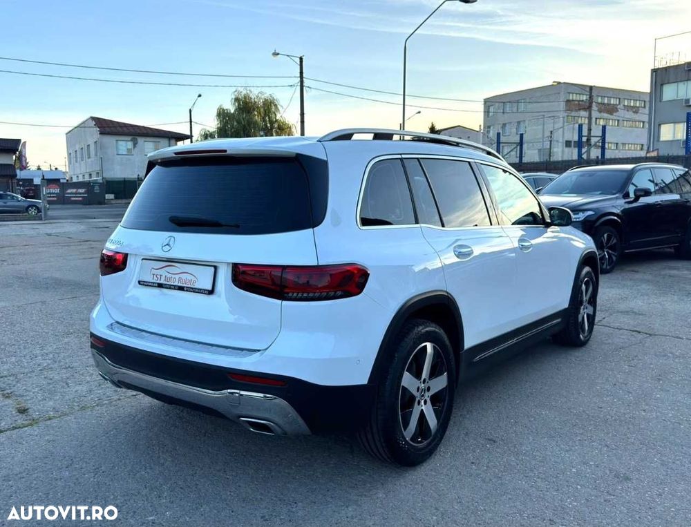 Mercedes-Benz GLB - 8