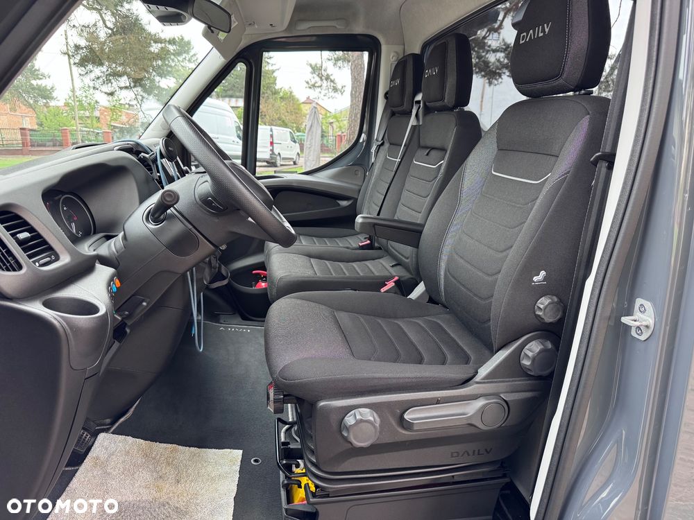 Iveco DAILY - 21