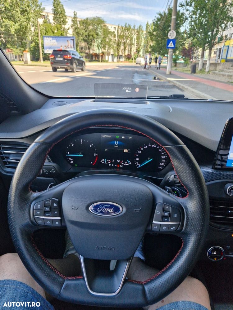 Ford Focus - 24