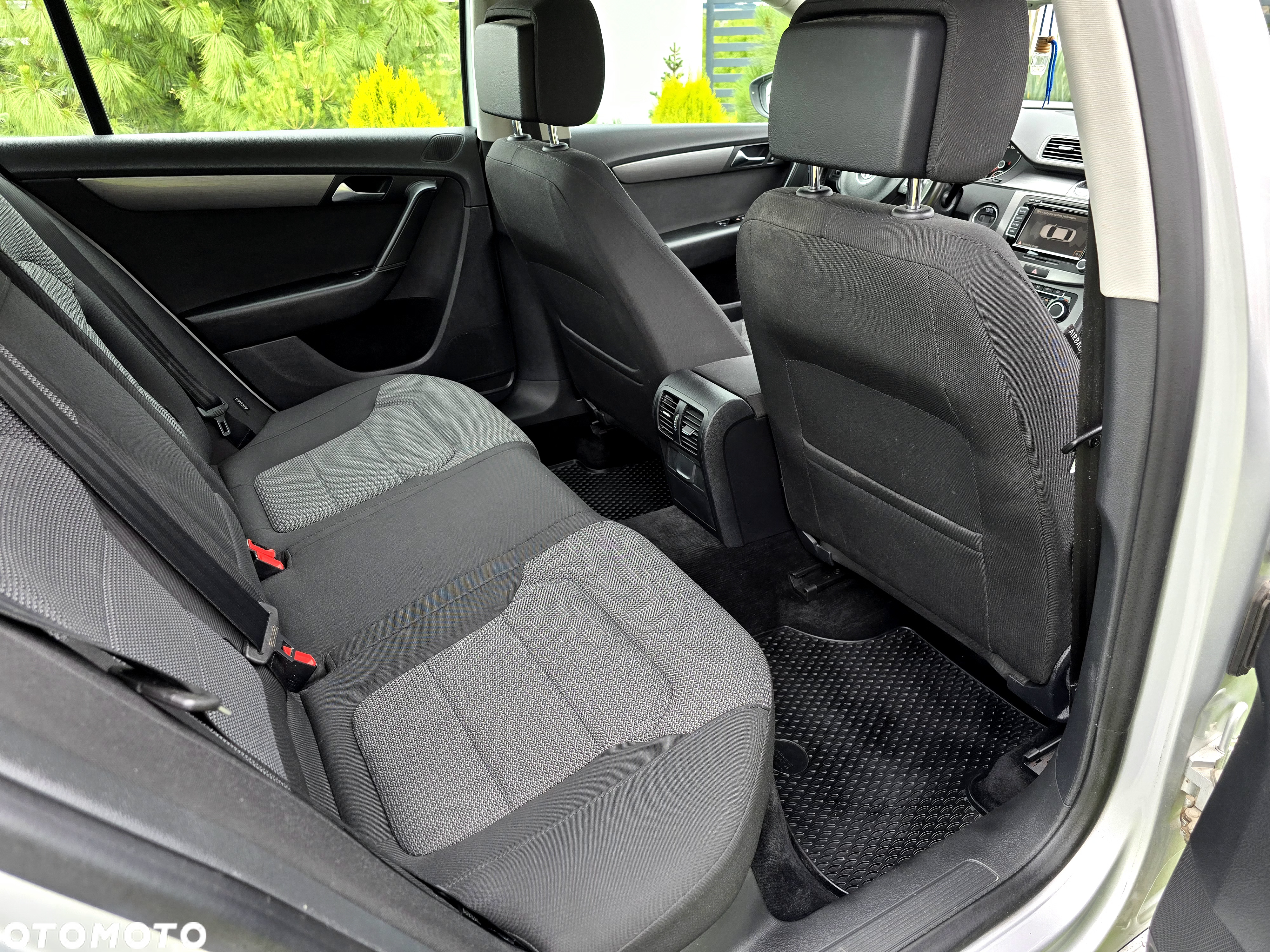 Volkswagen Passat 1.8 TSI Highline - 37