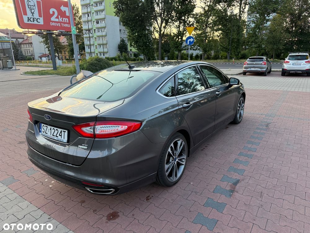 Ford Fusion - 6