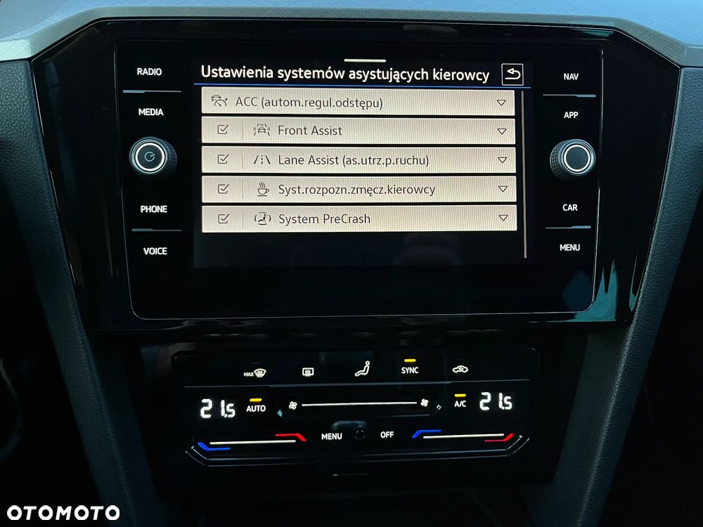 Volkswagen Passat Variant 2.0 TDI EVO Business - 15