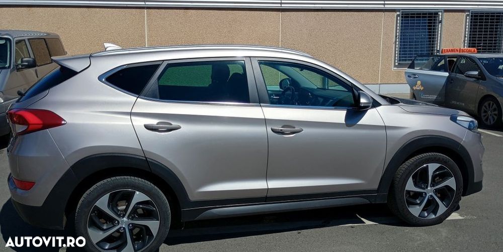 Hyundai Tucson blue 1.7 CRDi 2WD DCT Premium - 4