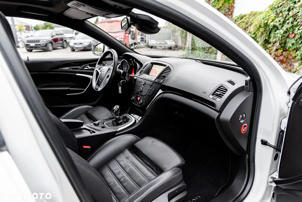 Opel Insignia 1.6 Turbo Sport - 23