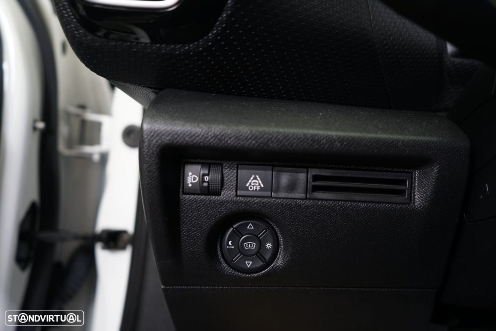 Citroën C4 1.2 PureTech Shine - 25