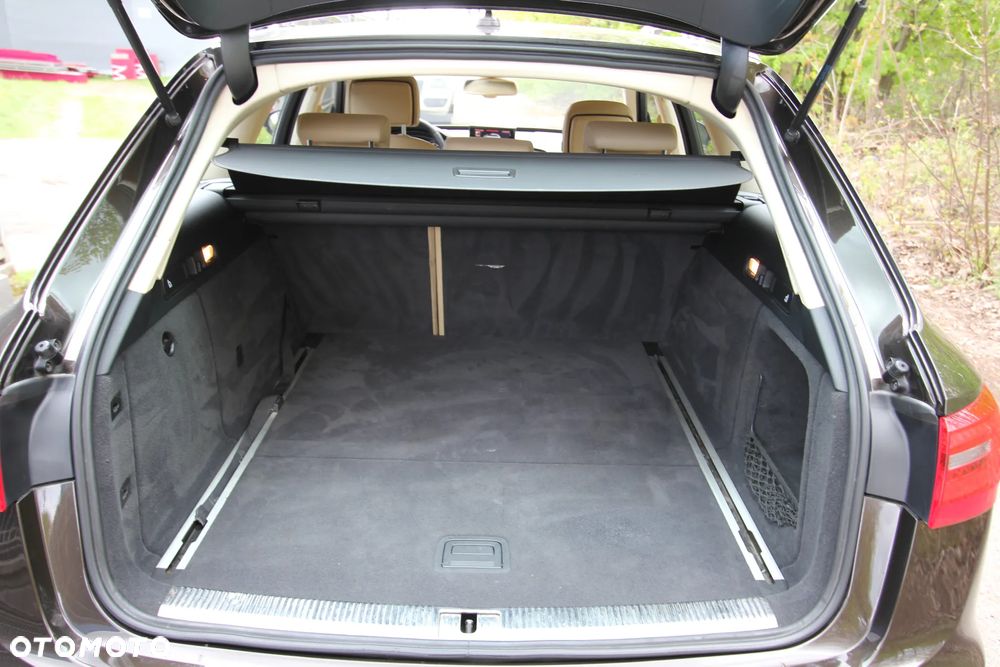 Audi A6 Allroad - 12