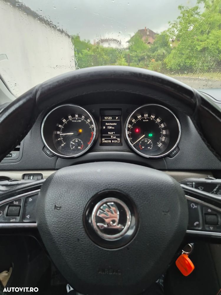 Skoda Yeti 2.0 TDI DSG Ambition 4x4 - 10