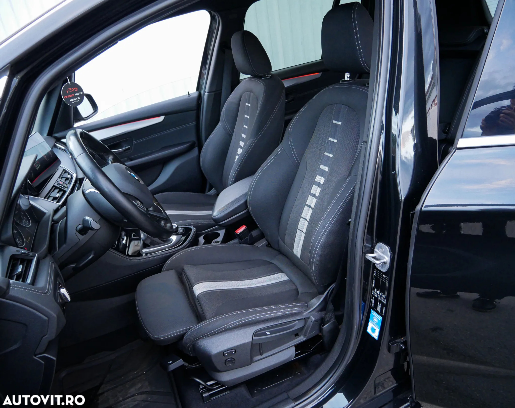 BMW Seria 2 220d Gran Tourer Sport-Aut. Sport Line - 18