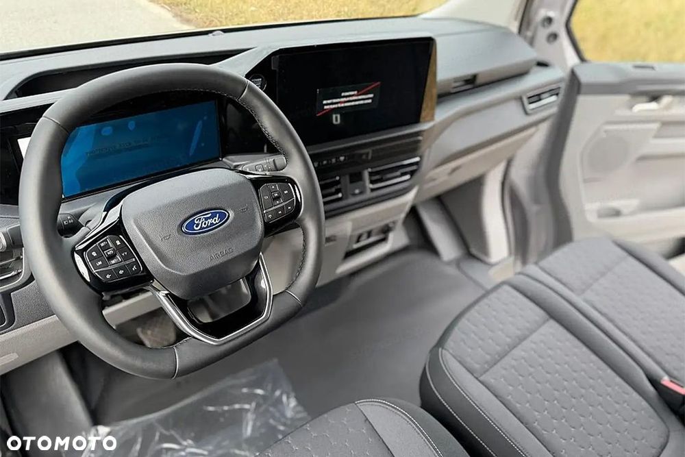 Ford Transit Custom 320 L2H1 Limited A8 2.0 170KM - 8