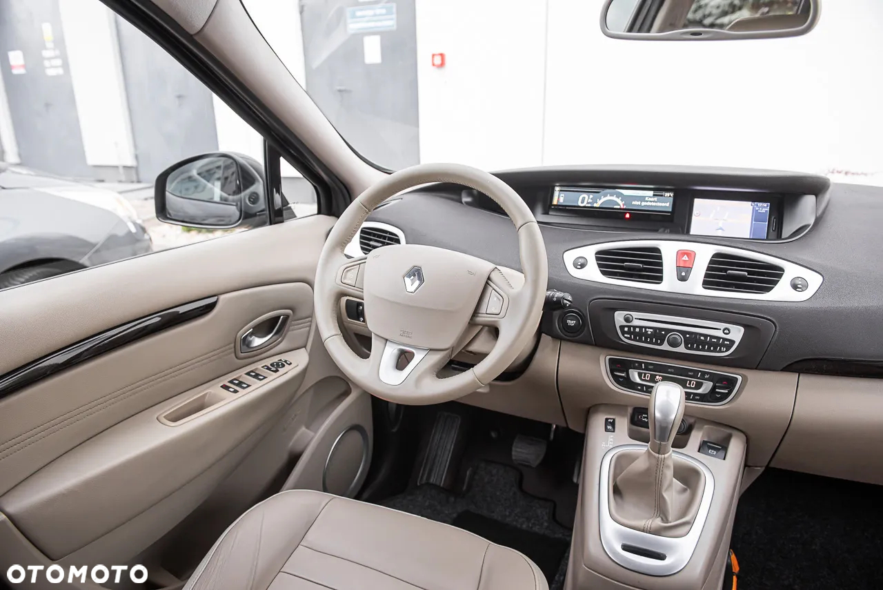 Renault Grand Scenic - 23