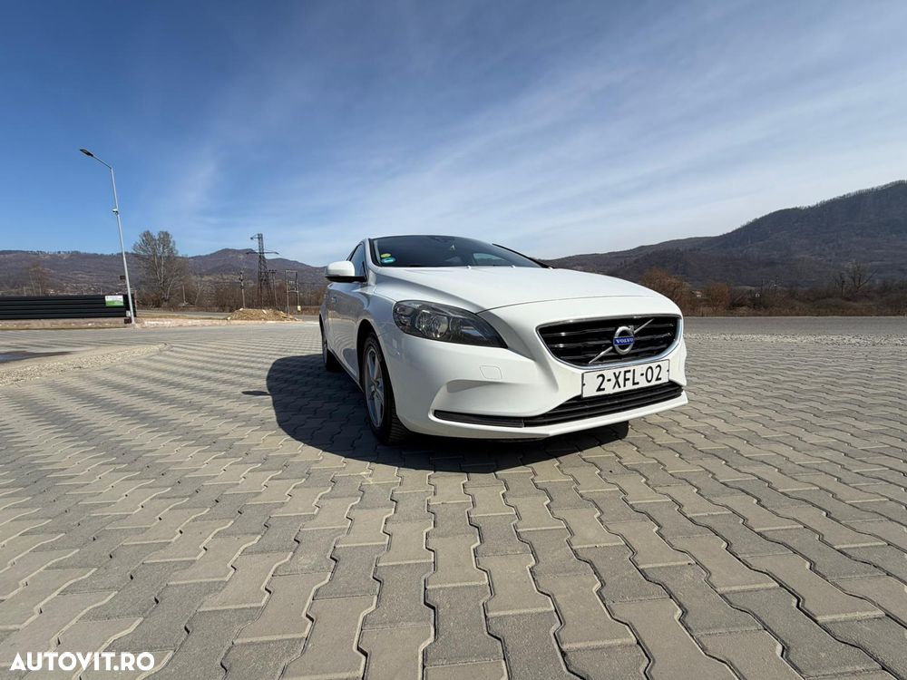 Volvo V40 D4 VEA Momentum - 9