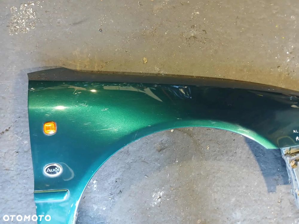 Audi A4 B5 błotnik prawy - 2