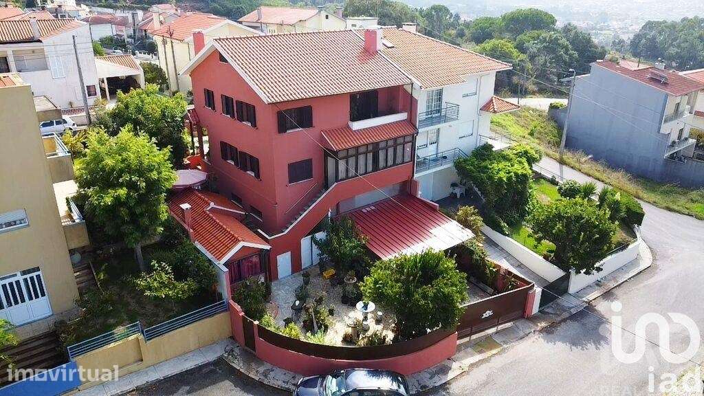 Moradia geminada T4 em Anha de 256 m2 - Grande imagem: 3/34