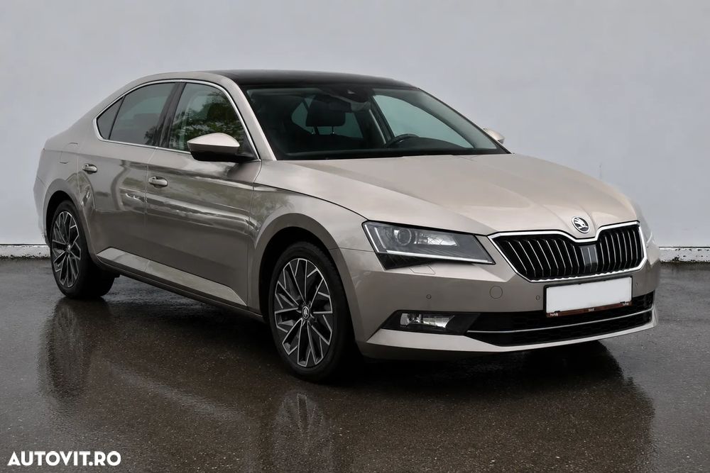 Skoda Superb 2.0 TSI DSG Style - 3