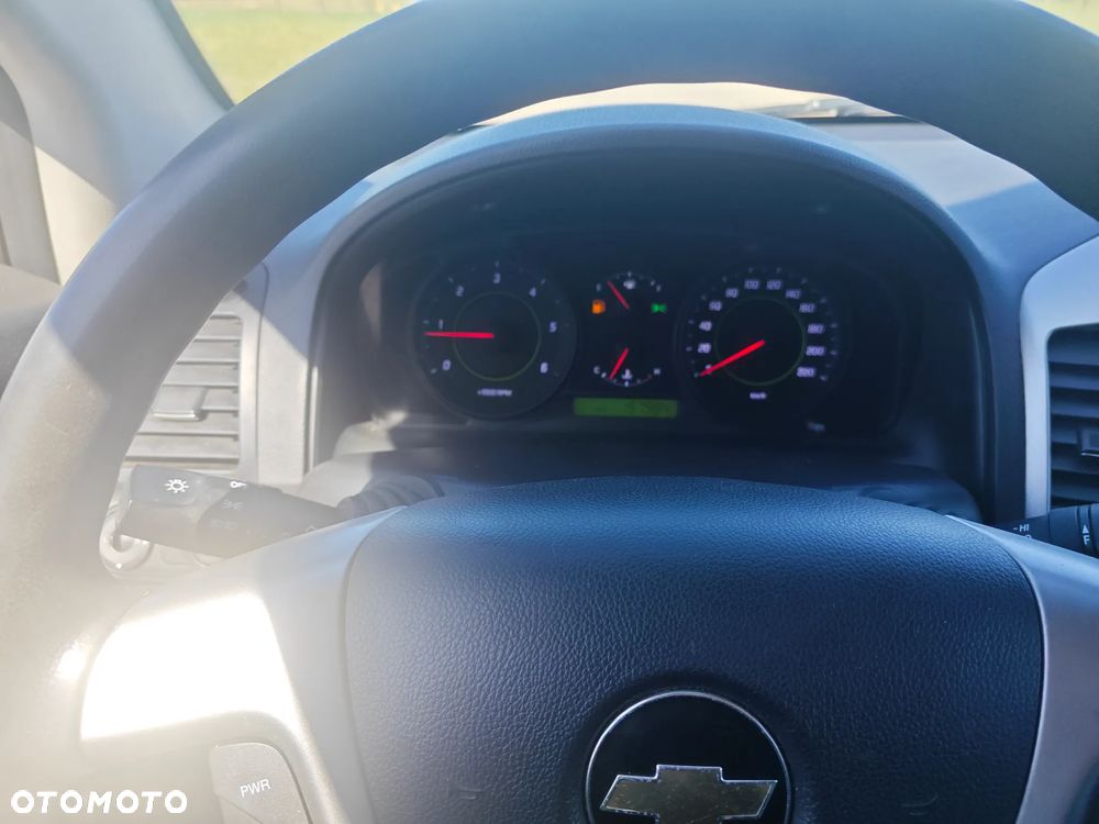 Chevrolet Captiva 2.0 d LS - 29