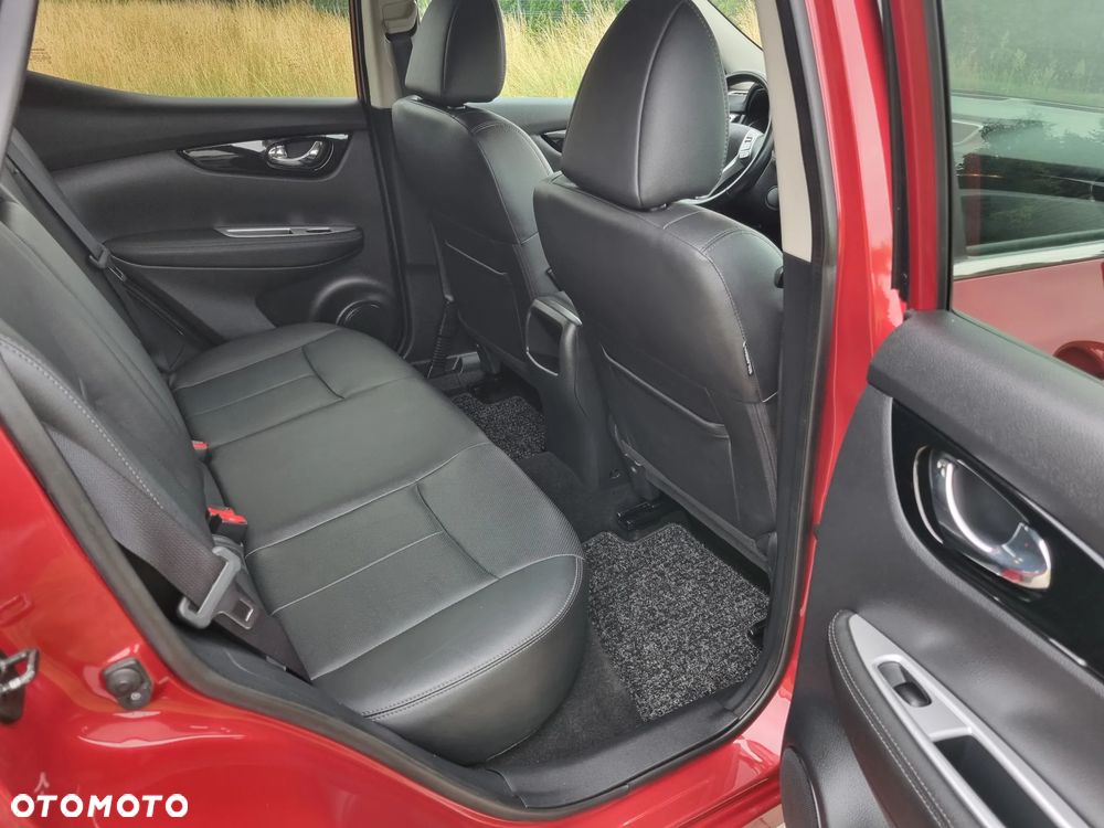 Nissan Qashqai 1.2 DIG-T Xtronic TEKNA - 16