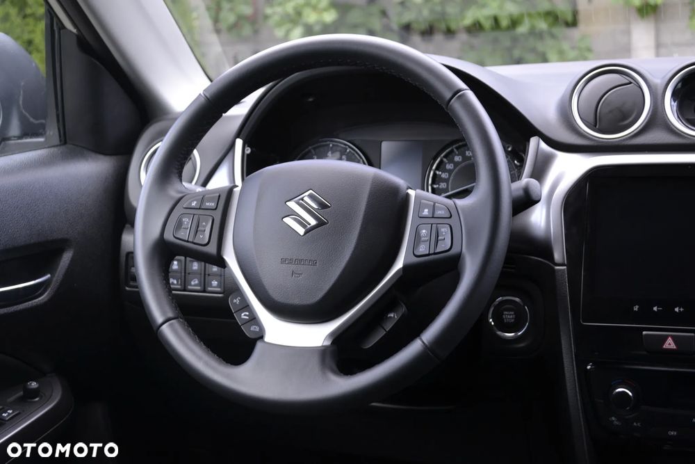 Suzuki Vitara 1.4 Boosterjet mHEV Premium Plus 4WD - 39
