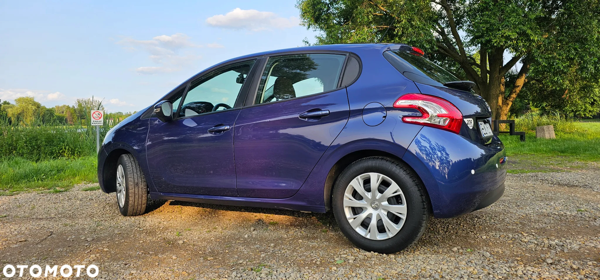 Peugeot 208 - 15