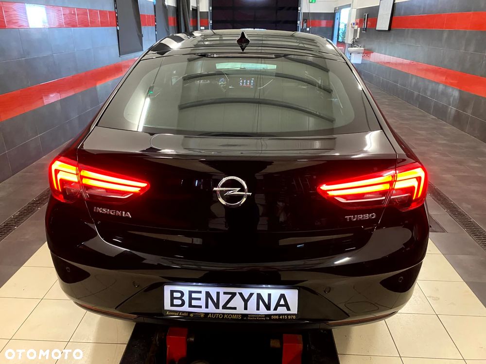 Opel Insignia CT 1.5 T Exclusive S&S - 8