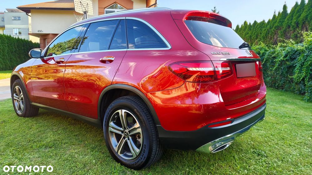 Mercedes-Benz GLC 300 4-Matic - 3