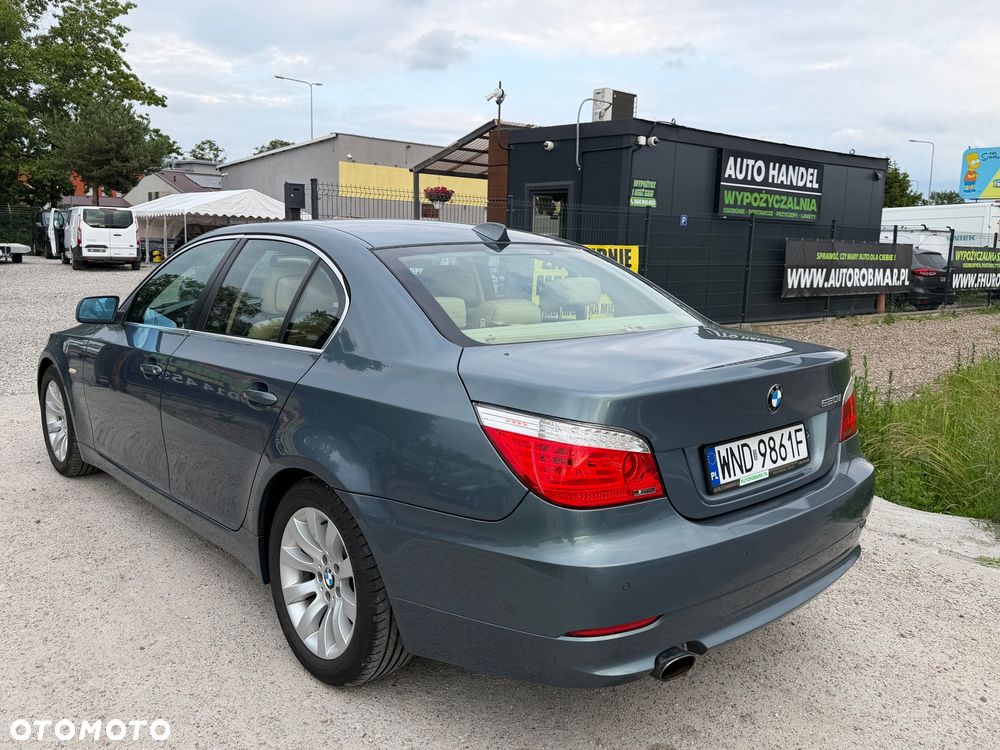 BMW Seria 5 520i Edition Exclusive - 8