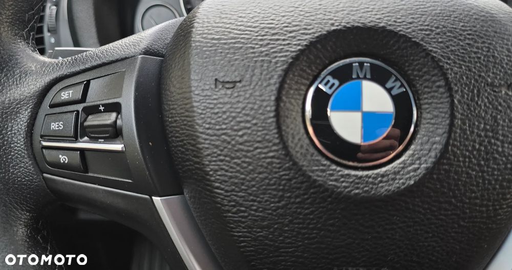 BMW X3 xDrive28i Sport - 24