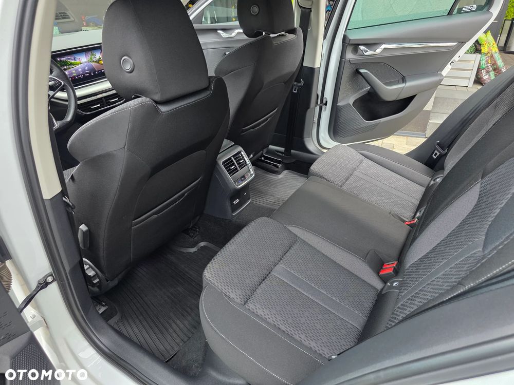 Skoda Octavia 2.0 TDI Style DSG - 15