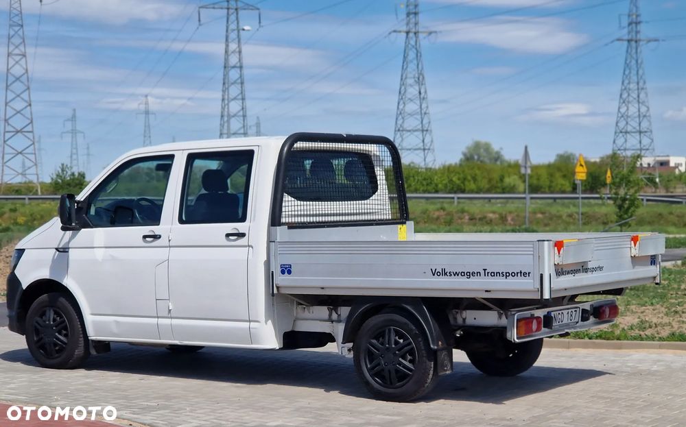 Volkswagen Transporter - 2