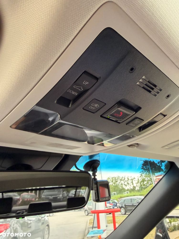 Lexus ES 300h Prestige - 12