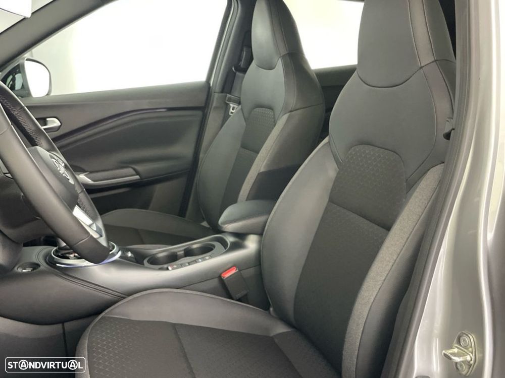 Nissan Juke 1.6 Hybrid N-Connecta - 17