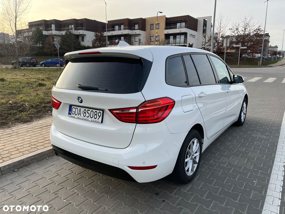 BMW Seria 2 216d GT - 6