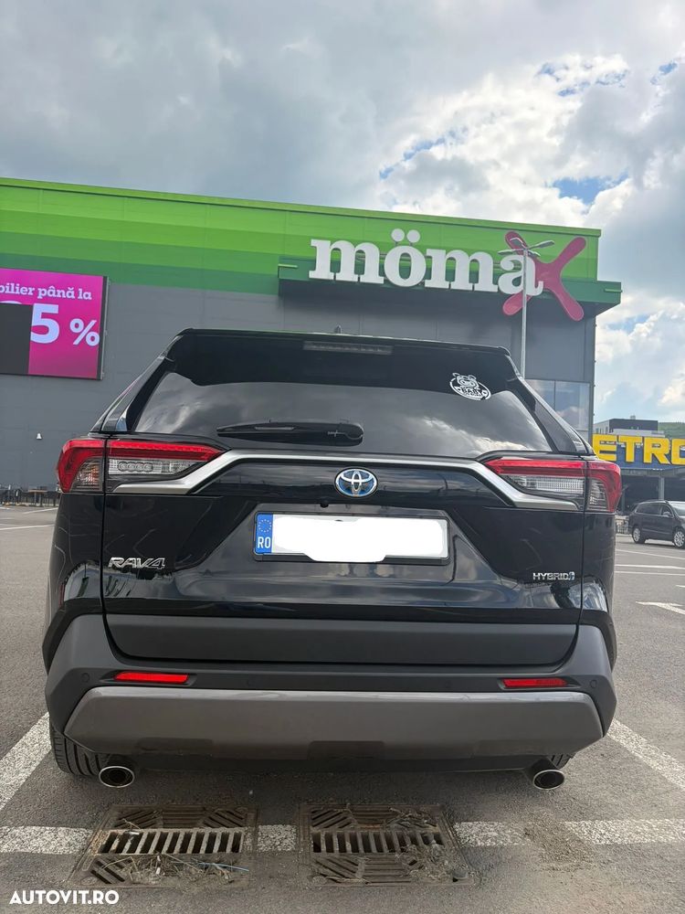 Toyota RAV4 - 4