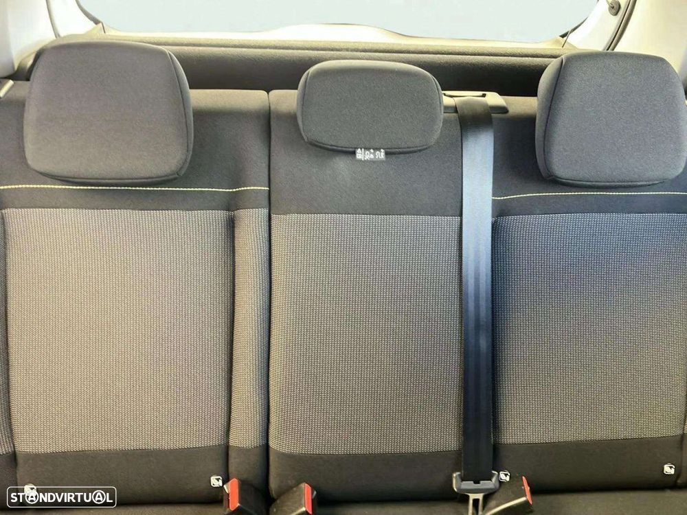 Citroën C3 1.2 PureTech Plus - 14